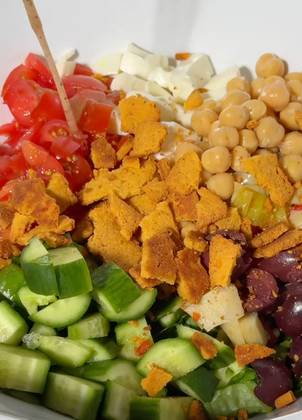 Pizza Cracker Crouton Salad